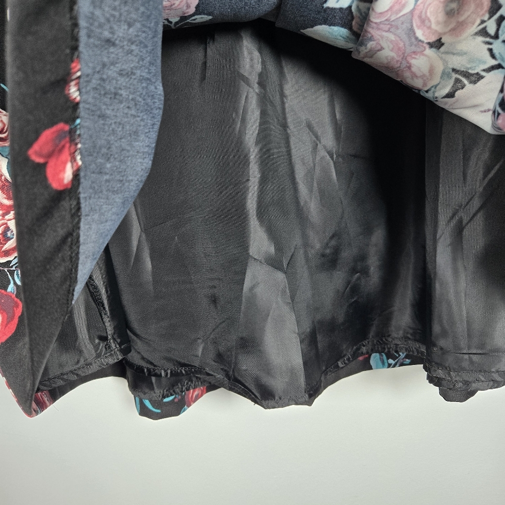 NEW Heart Soul Black Floral Pleated Front A-Line Skirt Juniors Size 9 - Picture 5 of 13